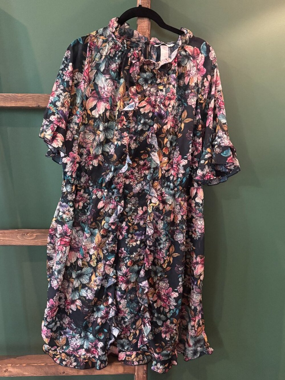 H&M Black Floral Ruffle Tie-Neck Midi Dress — Size 12